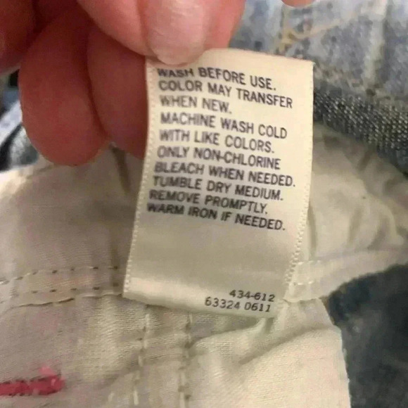 Oshkosh Girl Overalls, excellent condition size 24 months - Picture 6 of 7